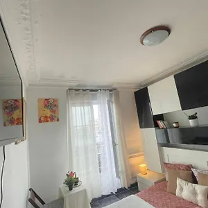Superbe Studio Vue Tour Eiffel 15 Appartement